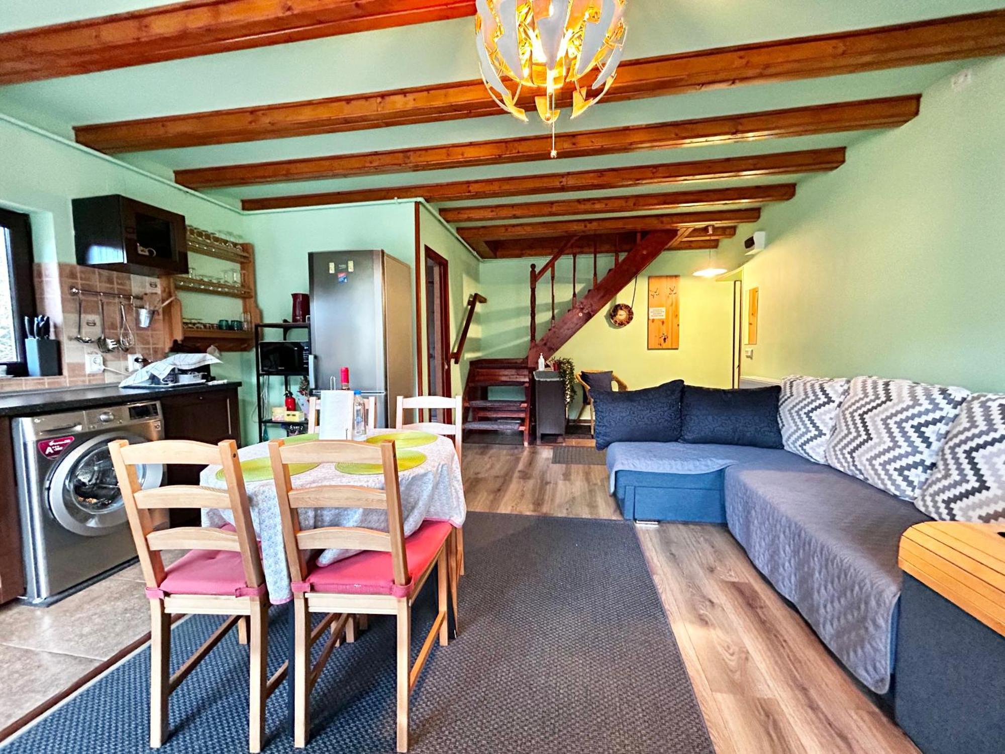 Lucas Duplex Lägenhet Azuga Exteriör bild